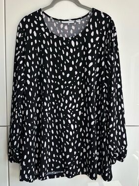 Susan Graver Liquid Knit Black and White Polka Dots Size XL Long Sleeve